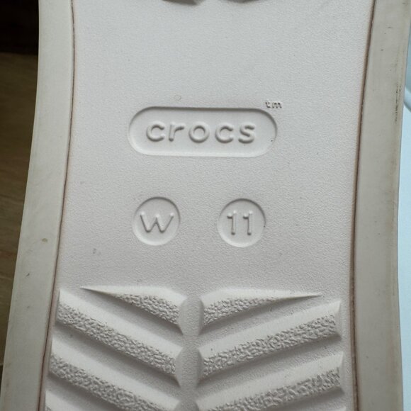 Crocs Women's Miami Toe Loop Sandal size 11 cream sandals as seen on Tik Tok - Picture 7 of 9